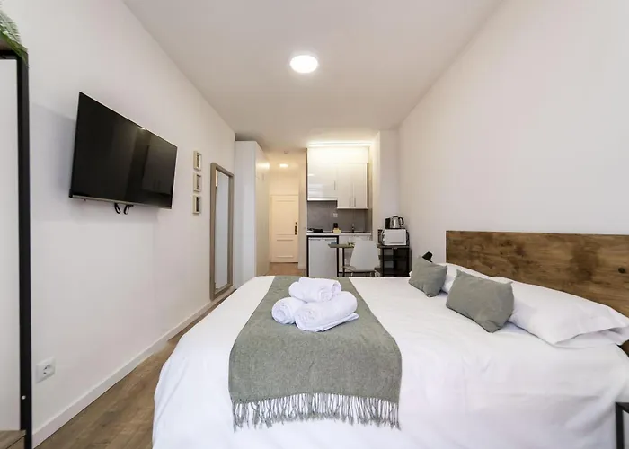 Deluxe V - Ferga Suites